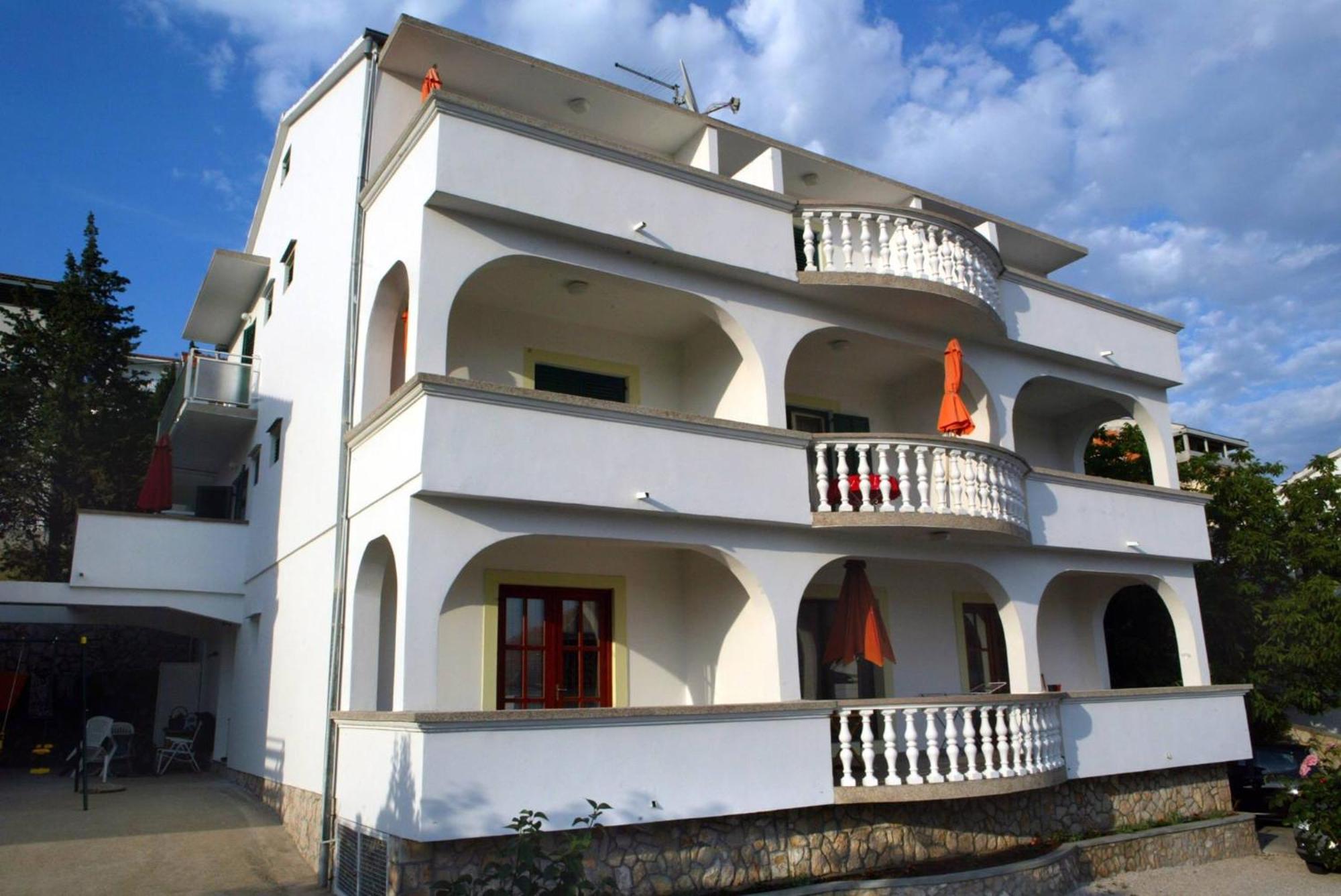 Perina Apartament *
