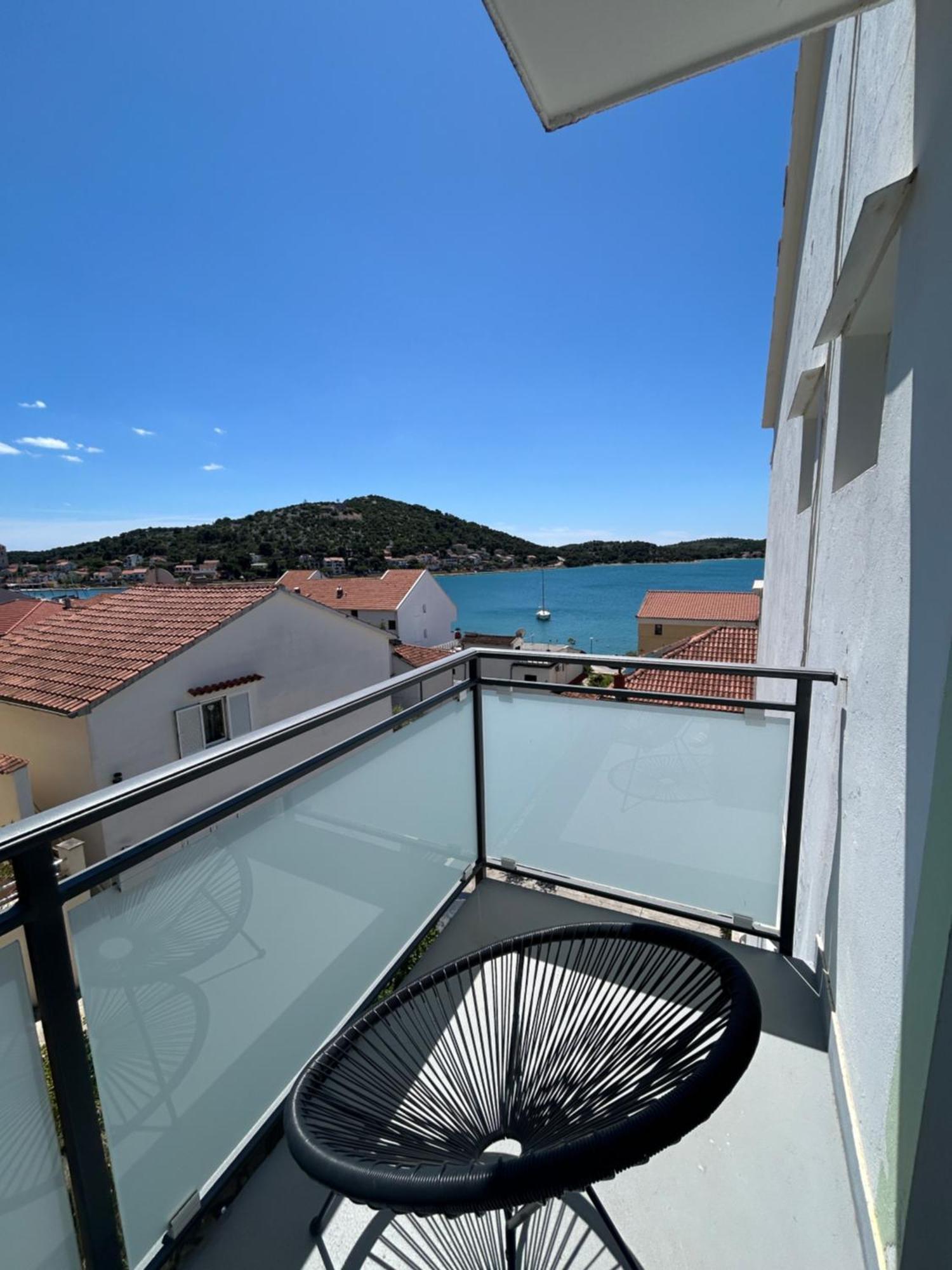 Perina Apartament Tisno