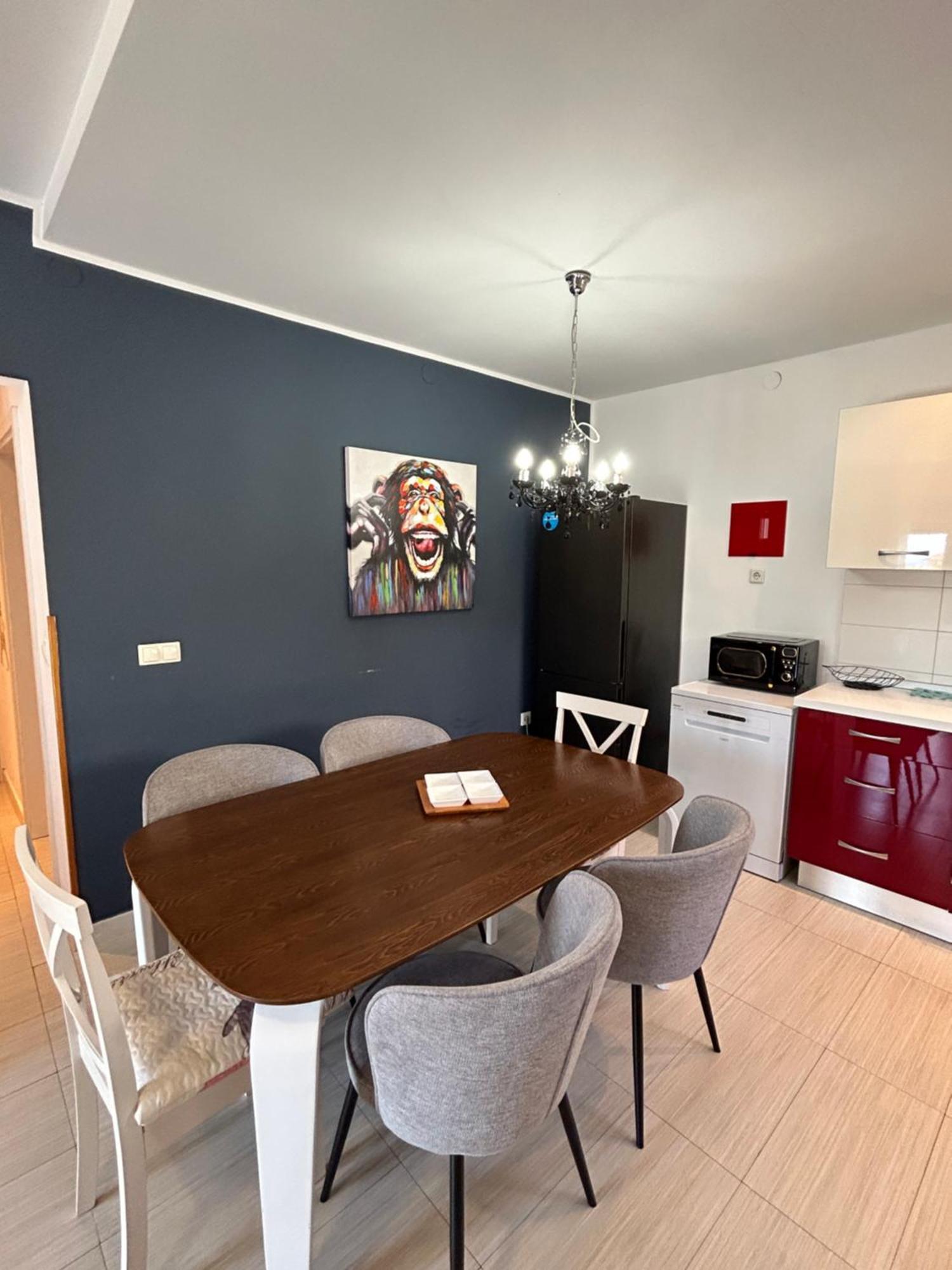 Apartament Perina *